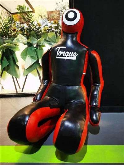 Maniquí de boxeo definitivo