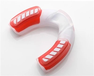 Protector bucal de boxeo infantil: protegiendo los dientes jóvenes