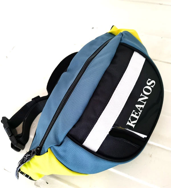 Riñonera deportiva joven